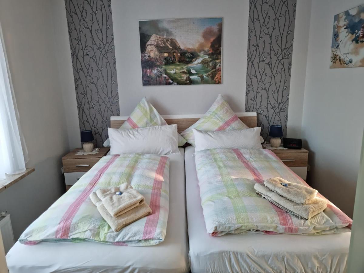 Gaeth Thomsdorf Apartment Riepsdorf ภายนอก รูปภาพ